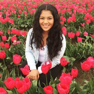 Meet your Posher, Lupe